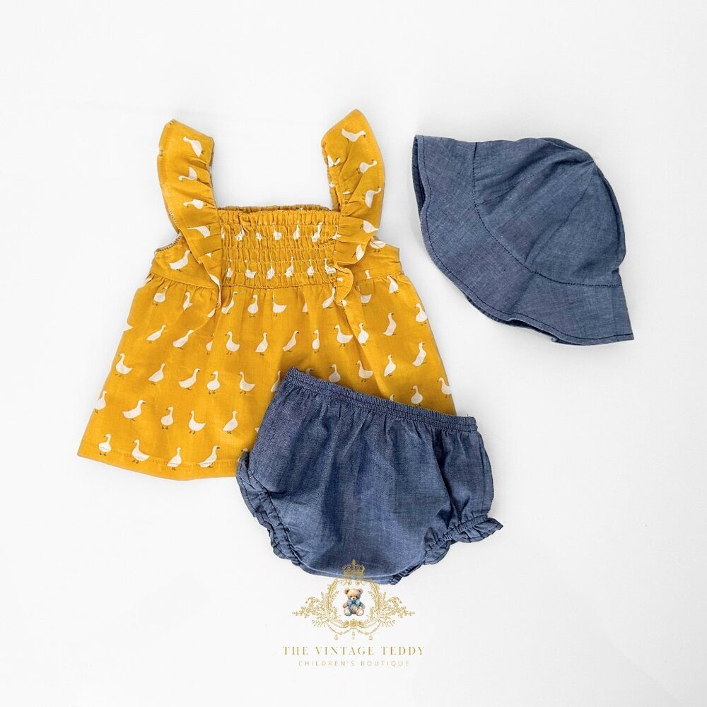 NWT Pretty Girls 3 Piece Matching Set Blouse Bubble & Sun Hat Little Goose 9M
